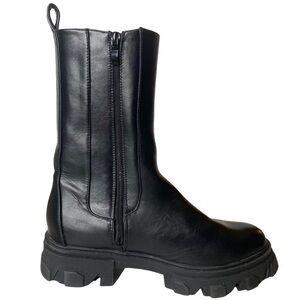 Chunky Heel Boots. Size UK 7